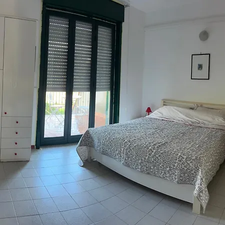 Casa Jaya شقة