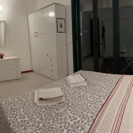 Casa Jaya شقة تاورمينا