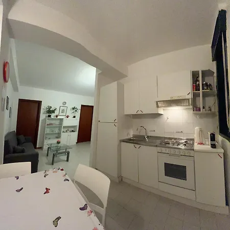 Casa Jaya شقة
