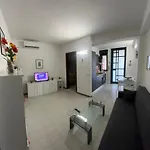 Casa Jaya 公寓 *