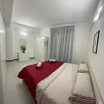 Casa Jaya 公寓 *
