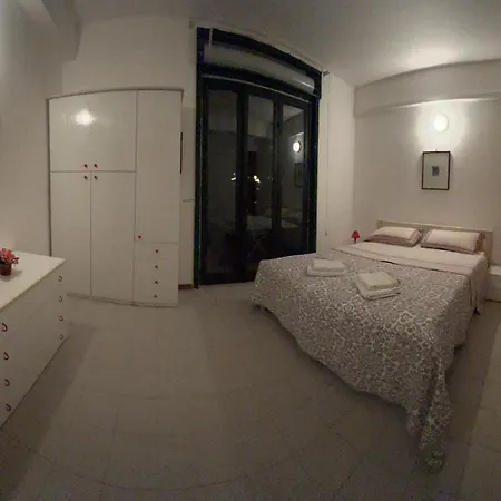 Casa Jaya Apartment *